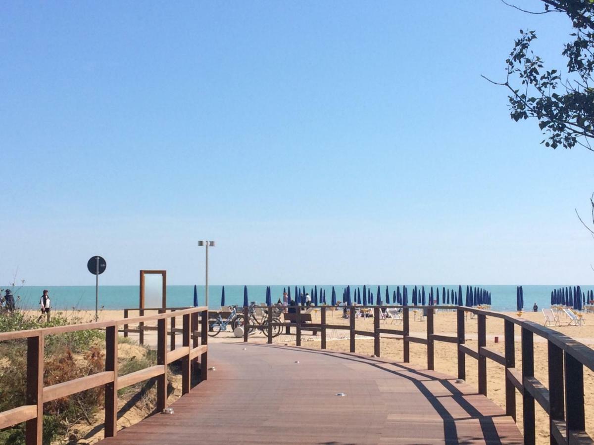 Gabbiano - Appartamenti Bibione Eksteriør billede