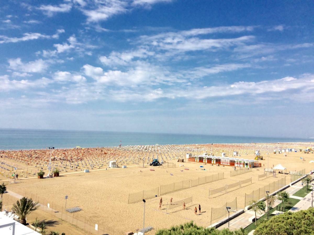 Gabbiano - Appartamenti Bibione Eksteriør billede